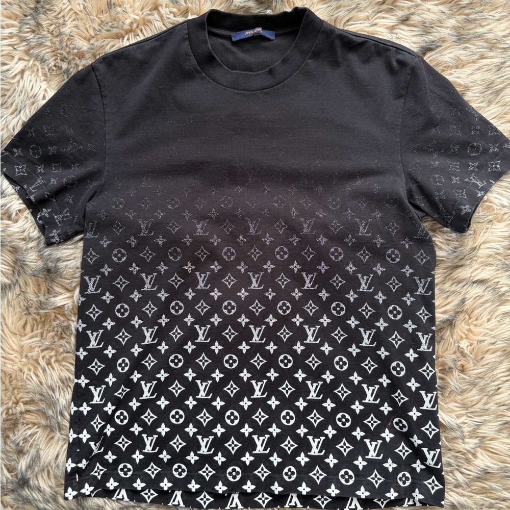 Louis Vuitton Black and White Monogram Tee authentic